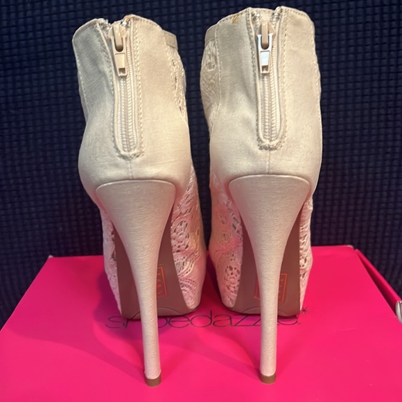 Georgie Open Toe Lace Bootie size 7.5 new - Picture 5 of 7